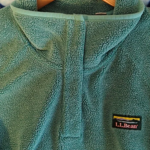 L.L. Bean fleece shirt - Picture 7 of 8